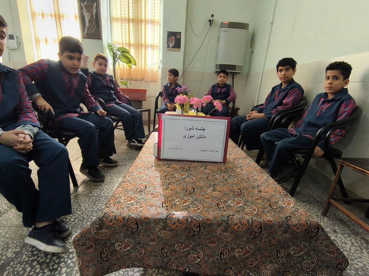 پیش دبستان و دبستان دانشمند 